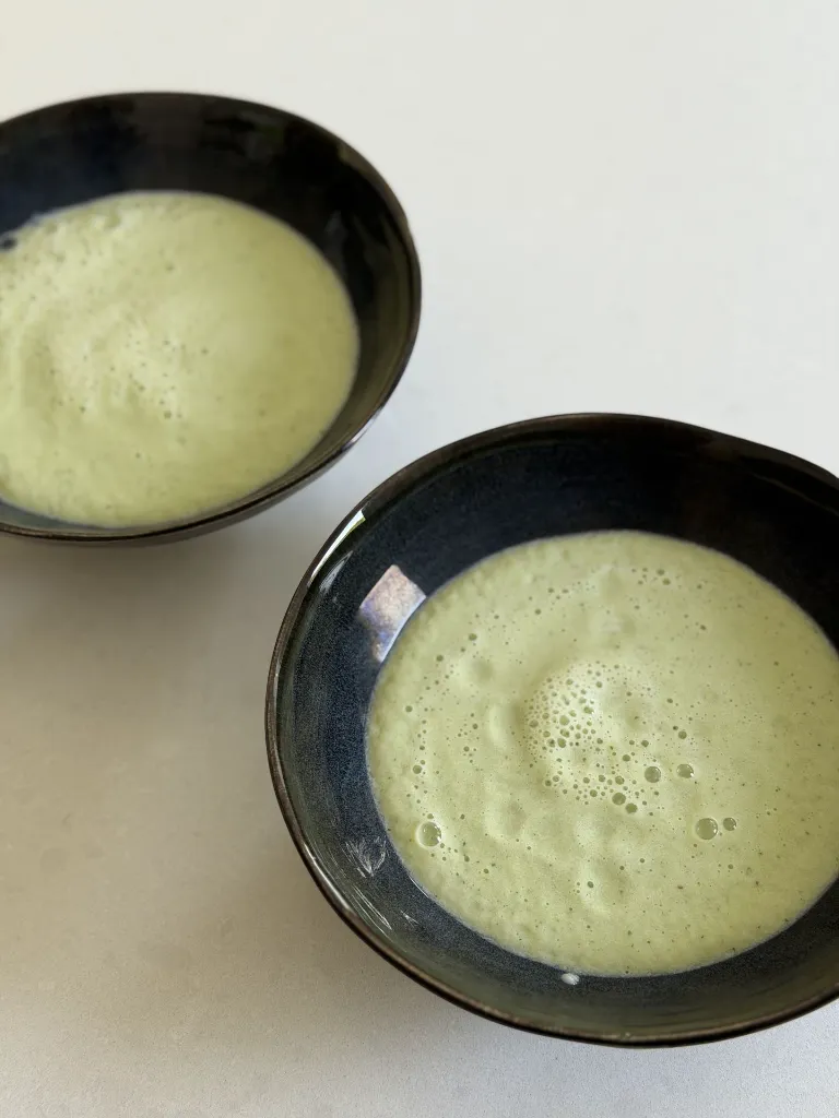 Soupe froide concombre courgettes .webp